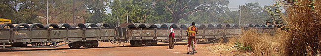 un train à Banfora en provenance de Côte d'Ivoire